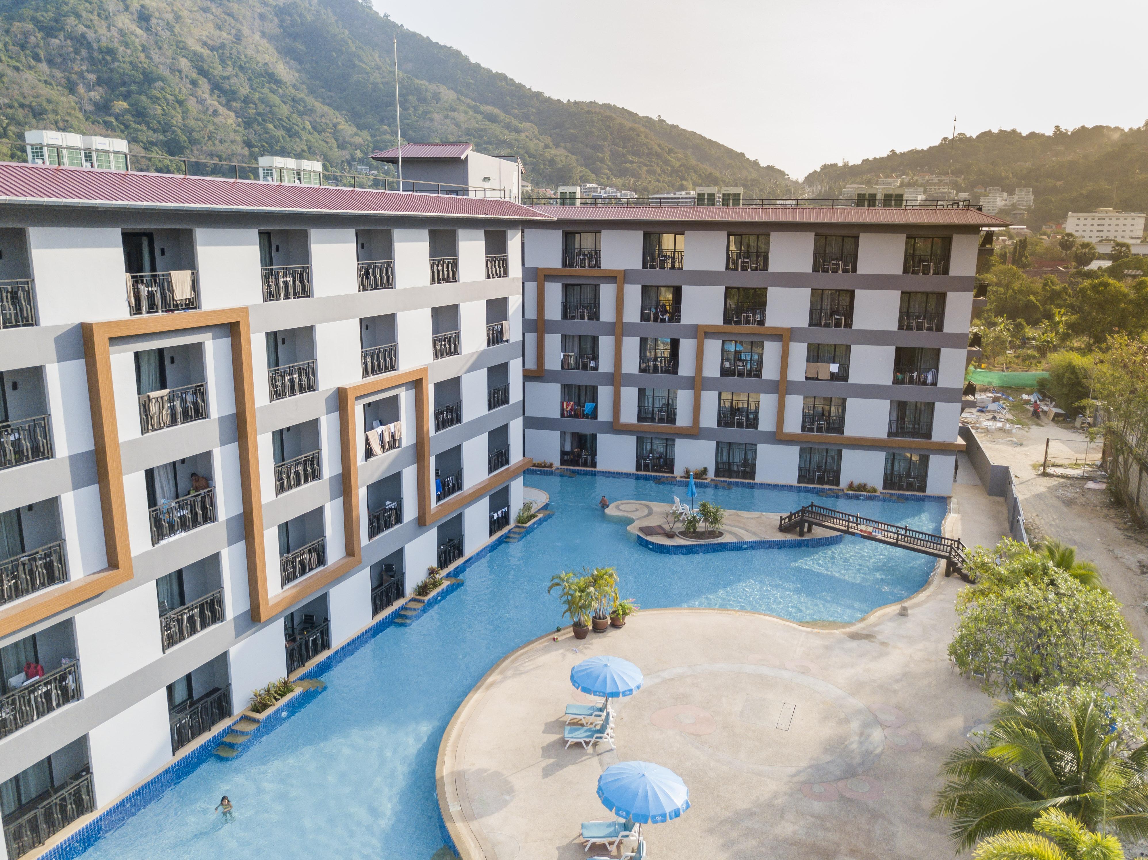 Hotel Woovo Phuket Kata Zewnętrze zdjęcie